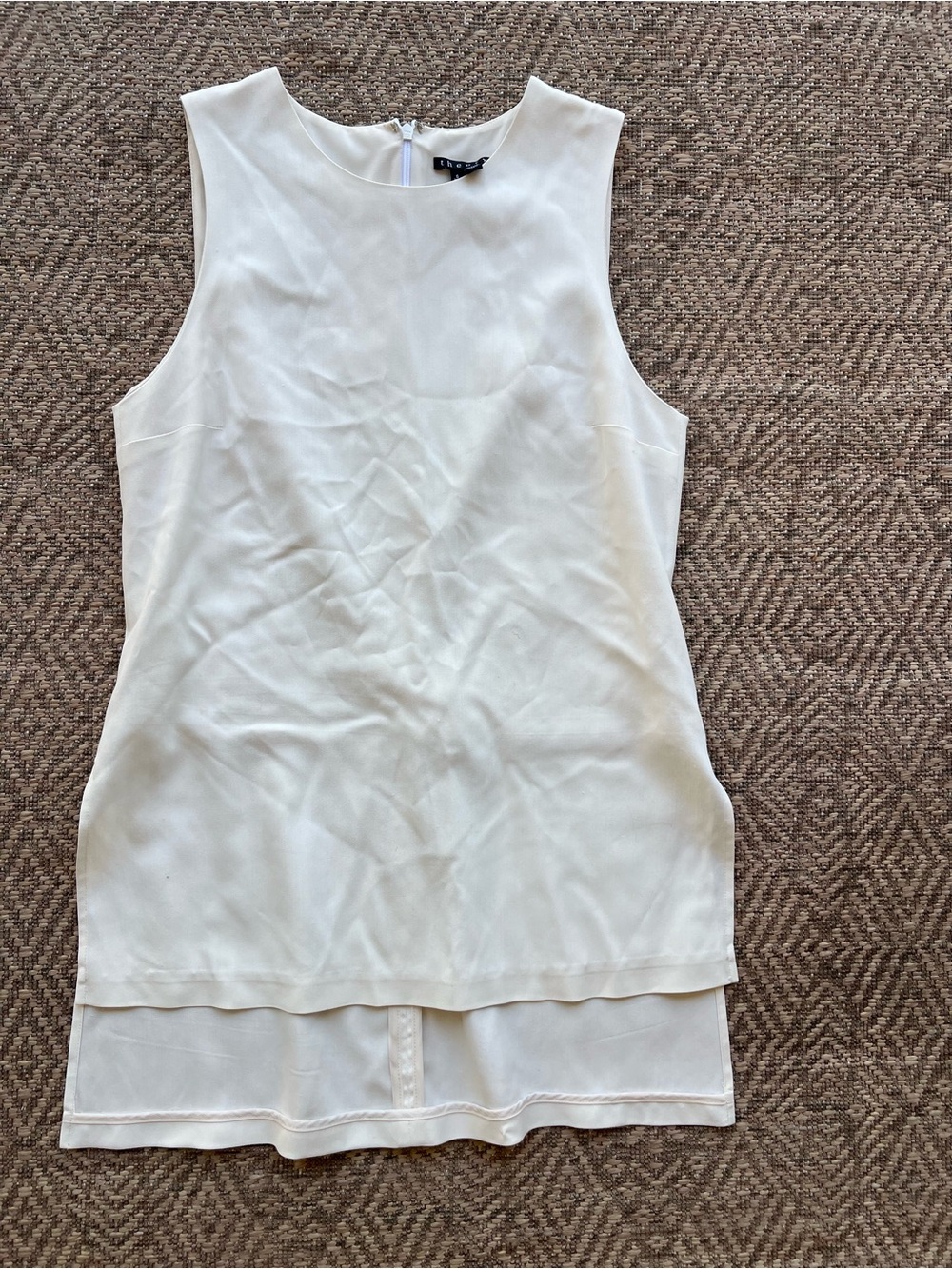 Theory Ivory Sleeveless Blouse Small Minimalist Shell Top Cream